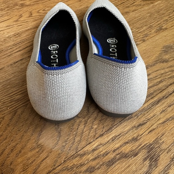 EUC Rothy's Women's Gray Point Flats 6.5 - also have 8.5 diamond twill in closet - Picture 6 of 6